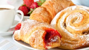 Salgados e produtos de confeitaria