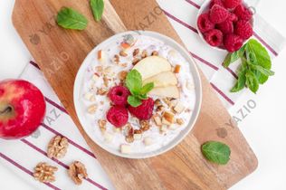 Yogur de frambuesa para desayuno