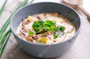 Cheese & Leek Soup with Ground Beef