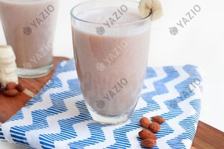 Banana Date Smoothie