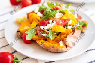 Salada de batata-doce com rúcula