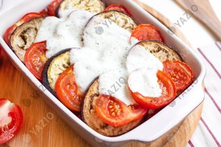 Bunter Gemüseauflauf mit Hackfleisch