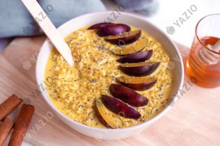 Overnight Oats mit goldener Milch