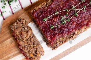 Linsenbraten mit Cranberrysauce