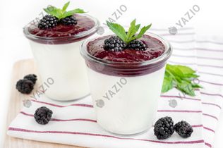Brombeer Panna Cotta