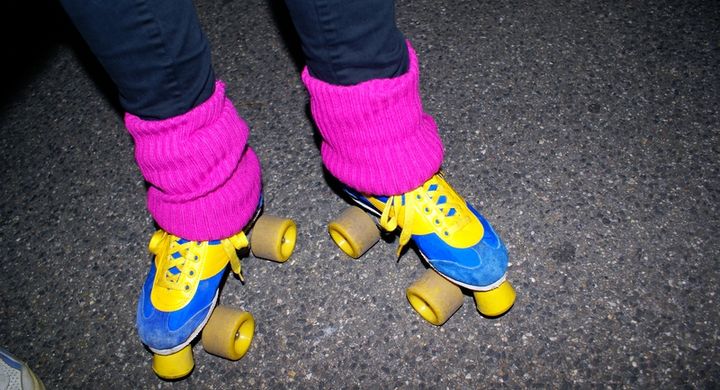 Beim Inline-Skaten haben sich der Rollkunstlauf, der Inlinekunstlauf, das Inline-Hockey/Inline-Skaterhockey, der Rollschnelllauf/Inline-Speedskating und Inline-Alpin als Wettkampfsportarten etabliert.