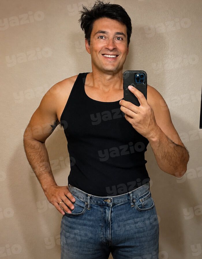 José